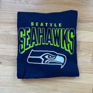 🏈 NFL Seattle Seahawks Long Sleeve Shirt NWOT